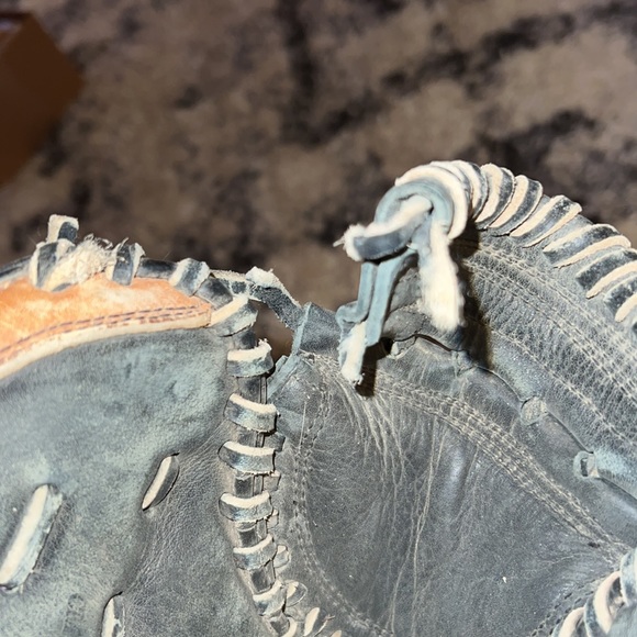 all star first baseman glove - Picture 5 of 6